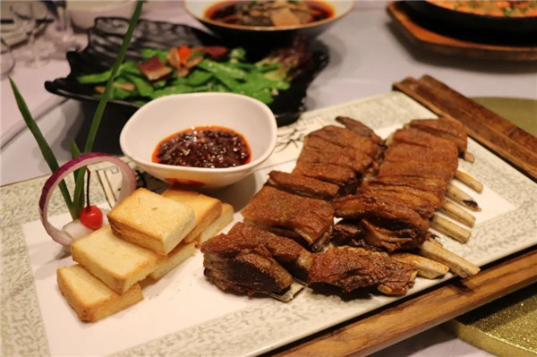 1612424264405574.jpg 640.webp (3).jpg