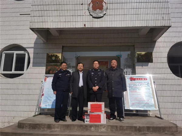 1613615482105161.jpg rB40qWAttSyAbCVlAAEvau6F5CY334.jpg