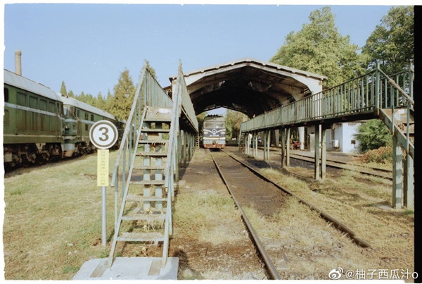 1618366189109305.jpg 006iaGtEly1gpi5r82zrij30u00k645q.jpg