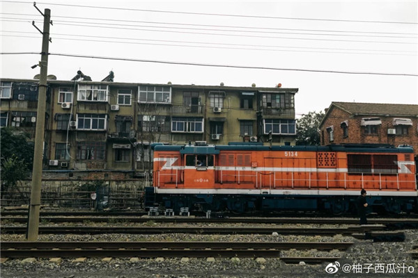 1618366225534928.jpg 006iaGtEly1gpi5r8pe7qj30u00k0dls.jpg