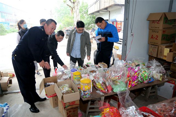 淮南市八公山副區長(cháng)陳福建帶隊督導轄區重大消防安全隱患單位整改工作