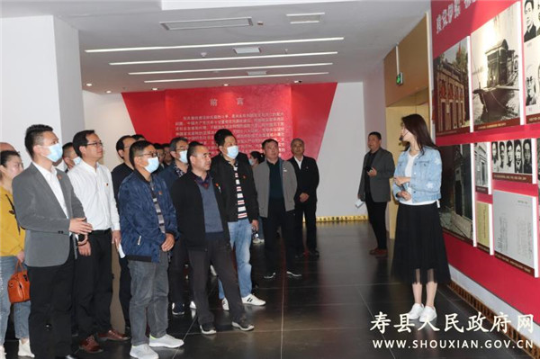 淮南壽縣人社局開(kāi)展“學(xué)黨史、祭英烈”暨新一輪深化“三個(gè)以案”警示教育活動(dòng)