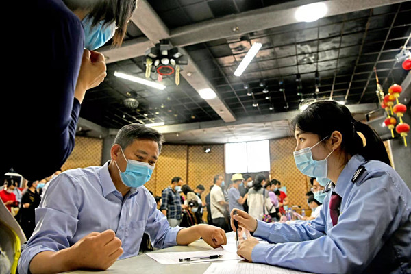 淮南市安徽理工大學(xué)正式啟動(dòng)老校區家屬區房屋產(chǎn)權證辦理工作