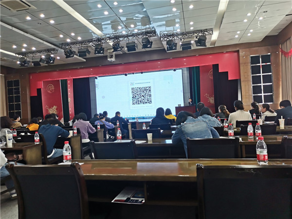 淮南市商務(wù)局在外貿進(jìn)出口企業(yè)開(kāi)展知識產(chǎn)權保護宣傳活動(dòng)