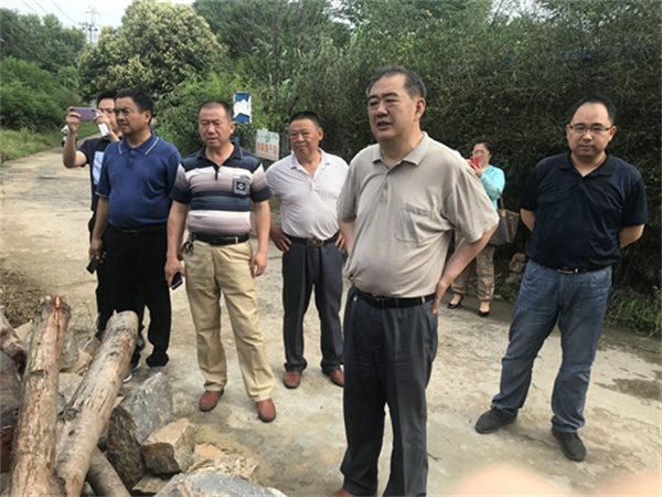 淮南市八公山區政協(xié)視察我區農村人居環(huán)境整治及河長(cháng)制工作