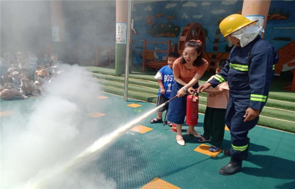 生命至上，安全第一 ——淮南謝區幼兒園開(kāi)展應急逃生疏散演練活動(dòng)