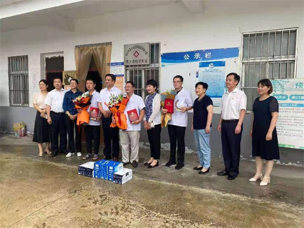 淮南市衛健委主任汪世福一行赴潘集區看望慰問(wèn)“百醫駐村”醫生