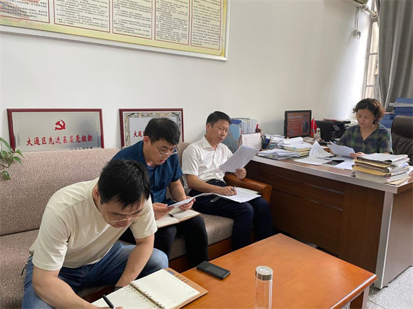 淮南大通區住建局召開(kāi)黨組暨局機關(guān)理論學(xué)習會(huì )議