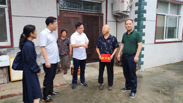 淮南市大通區以多種方式慶祝“八一”建軍節