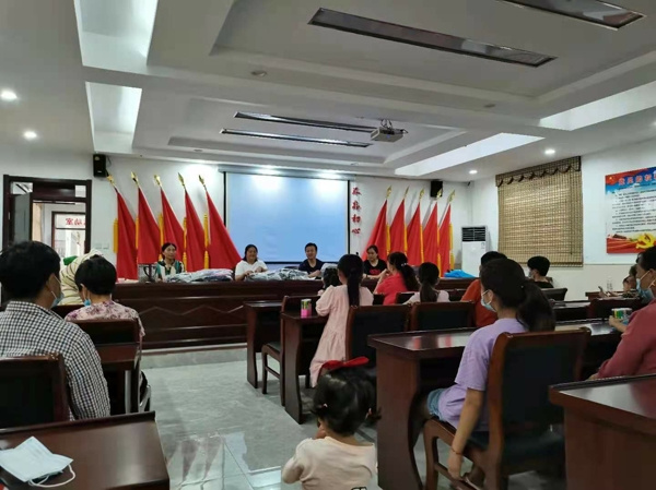 淮南市潘集區泥河鎮婦聯(lián)開(kāi)展傳承家風(fēng)家教培訓活動(dòng)