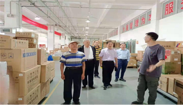 淮南市局離退休第三黨支部參觀(guān)學(xué)習促提升，交流互動(dòng)強黨建