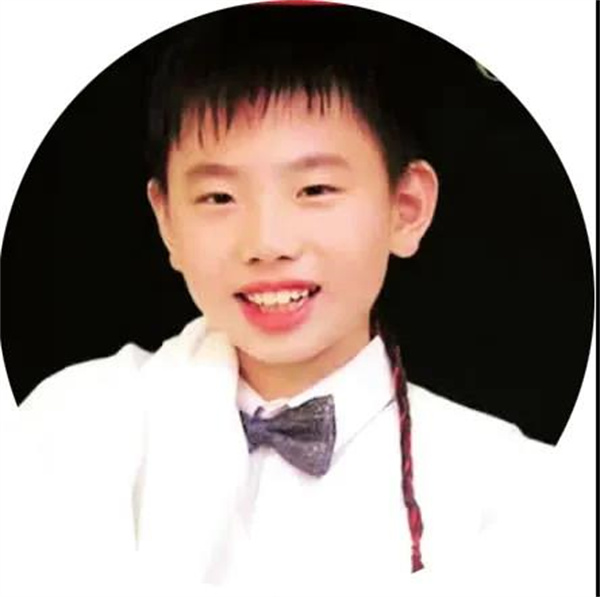 12歲少年因書(shū)法特長(cháng)被破格錄取，書(shū)法特長(cháng)成就人生夢(mèng)想！