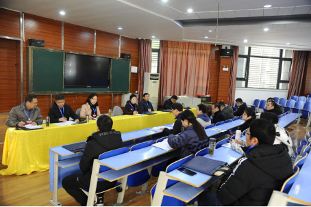 淮南一中召開(kāi)八屆四次教代會(huì )