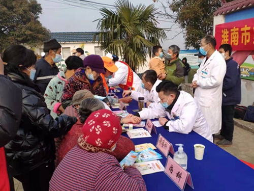 淮南：“三下鄉”送來(lái)“年貨禮包” 零距離服務(wù)助力鄉村振興