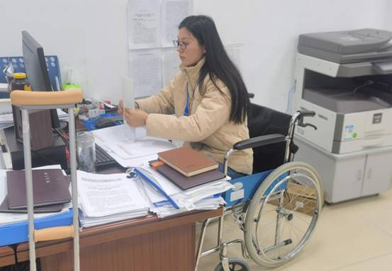 淮南：青年志愿者顯擔當 ——記壽縣高鐵站綜管中心陳明