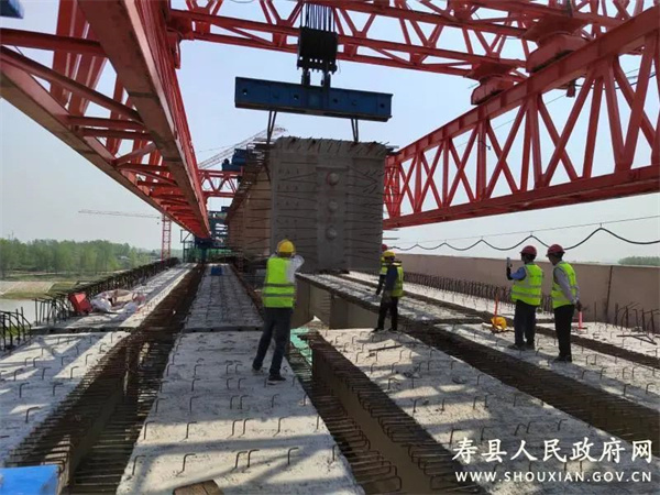 引江濟淮重點(diǎn)配套工程淮南壽縣石埠大橋順利完成架梁施工