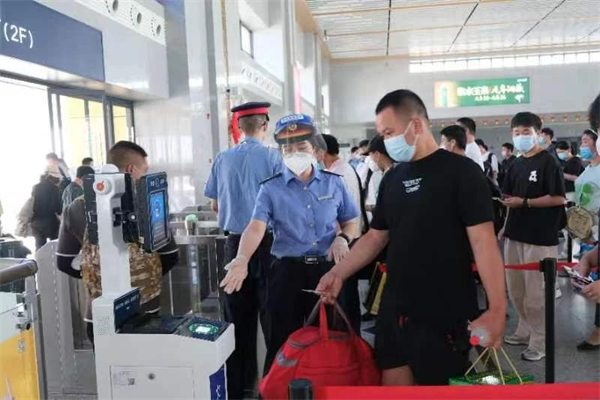 計劃增開(kāi)27列！淮南鐵路“五一”小長(cháng)假運輸方案出臺