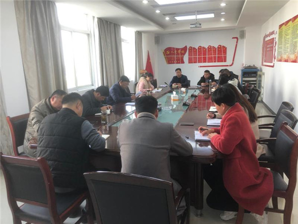 淮南潘集區生態(tài)環(huán)境分局傳達學(xué)習2021年全市生態(tài)環(huán)境保護工作暨 全面從嚴治黨工作會(huì )議精神