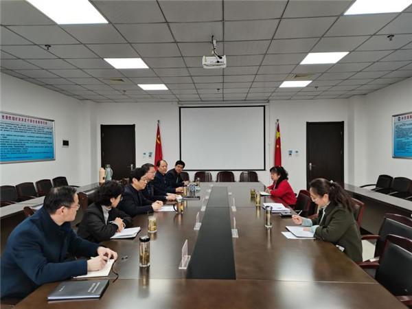 淮南市審計局黨組學(xué)習傳達全市黨史學(xué)習教育動(dòng)員會(huì )精神