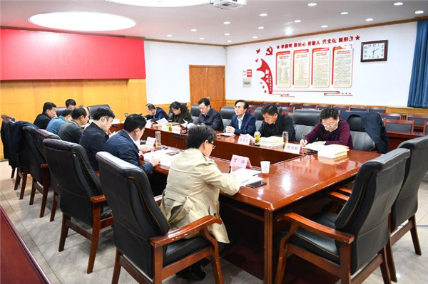 淮南市謝家集區召開(kāi)2021年第4次區委理論學(xué)習中心組學(xué)習暨黨史學(xué)習教育學(xué)習會(huì )議