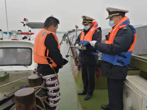 淮南交通執法支隊扎實(shí)開(kāi)展“春雷行動(dòng)”